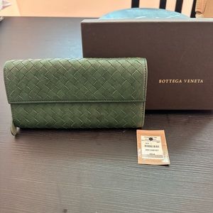 BOTTEGA VENETA dark green wallet